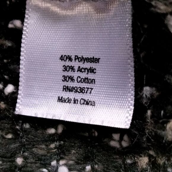 "a.n.a." woman's sweater  - Picture 8 of 10